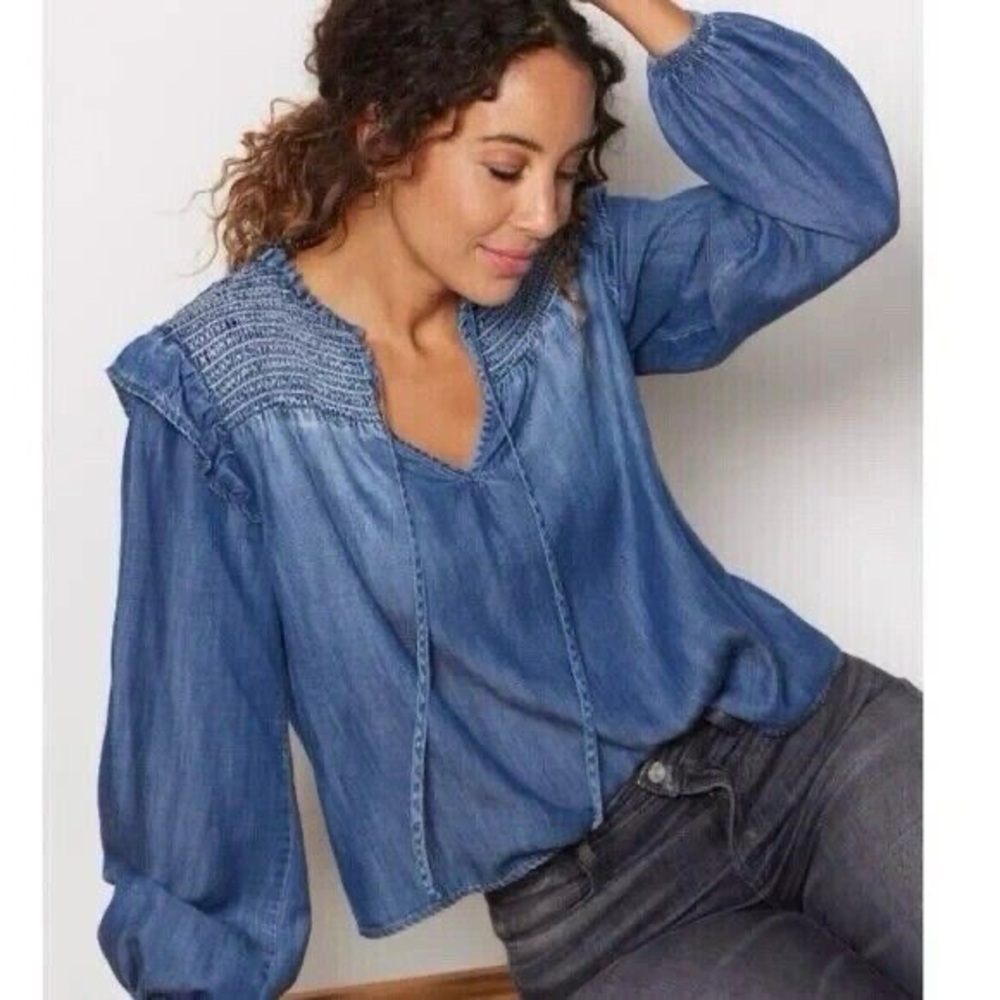 Cloth & Stone Denim Top